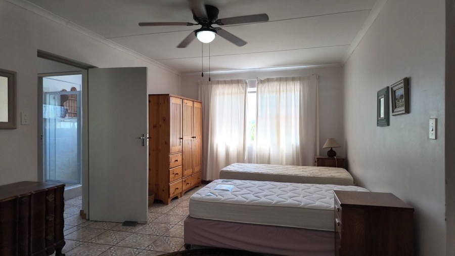 3 Bedroom Property for Sale in Stilbaai Wes Western Cape